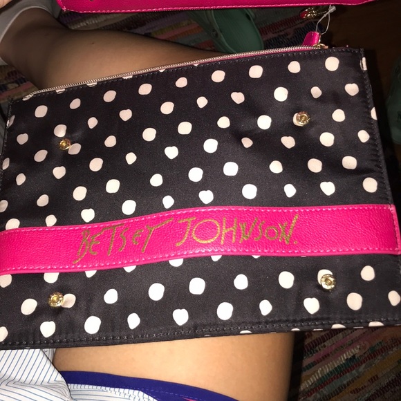 Travel Makeup Bag Kit - Picture 1 of 3